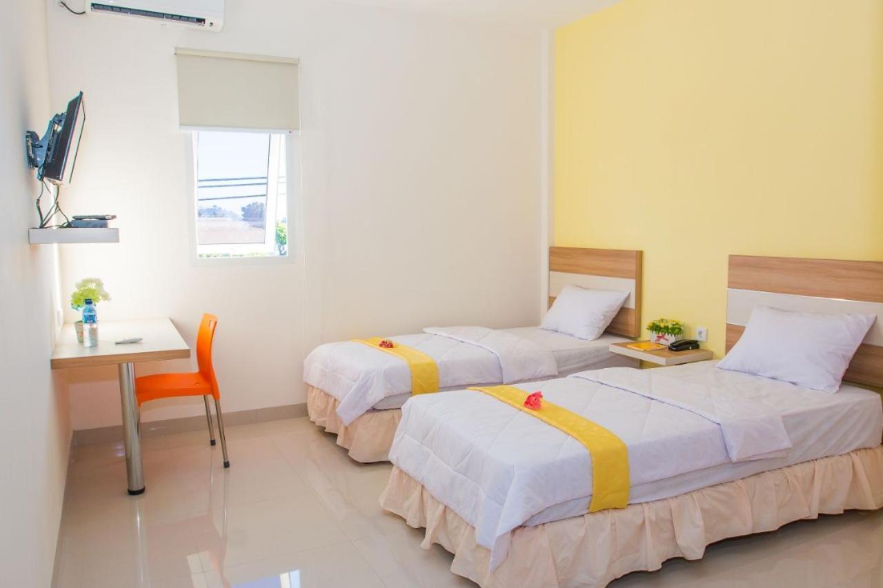 Berlian Hotel Ende Buitenkant foto